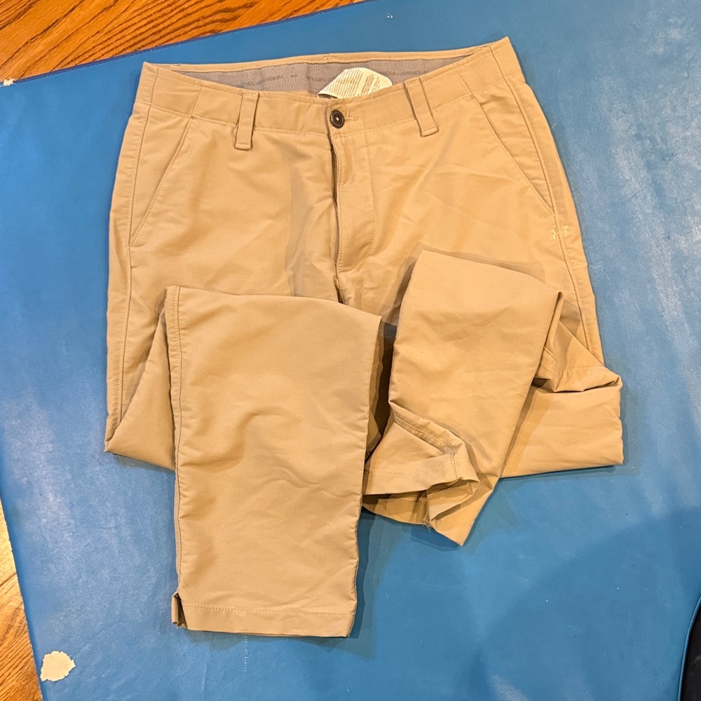 Under Armour Men's Khaki Chinos
